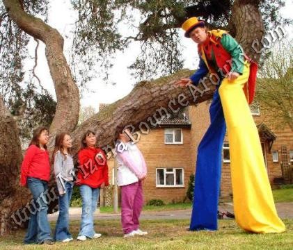 Hire circus stilt walkers in Phoenix Arizona